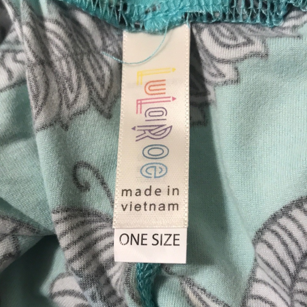 NWOT OS LuLaRoe feather leggings - Picture 2 of 2